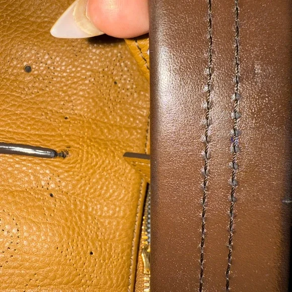 AUTH. LOUIS VUITTON MAHINA SERENE MM 2-Way Handbag/Shoulderbag-Caramel - Picture 9 of 14